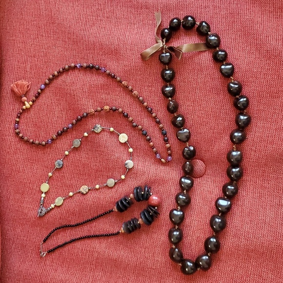 4 Wood Bead Necklaces - Picture 1 of 5
